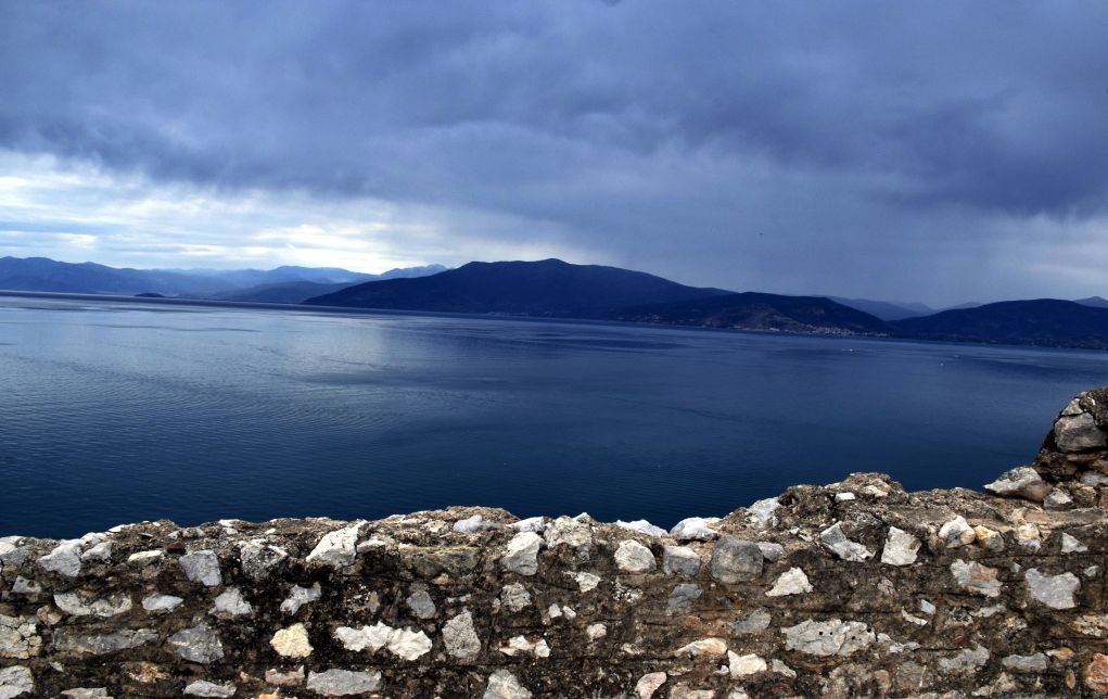 Ο καιρός σήμερα Δευτέρα – Συνεχίζει άστατος ο καιρός με βροχές και καταιγίδες