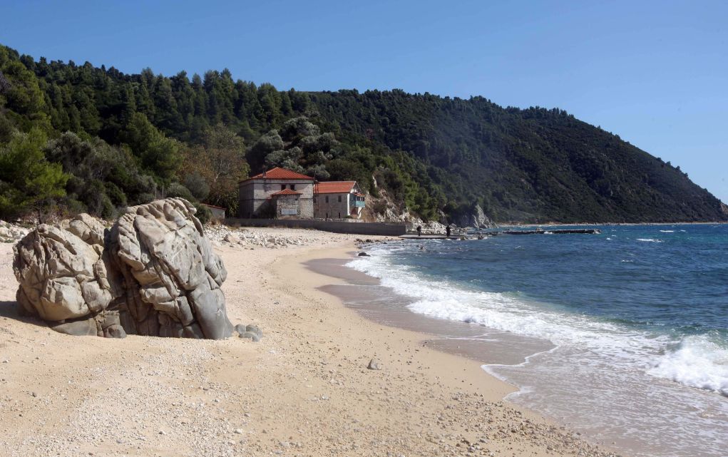 Χανιά: Εντοπίστηκε νεκρή ηλικιωμένη σε θαλάσσια περιοχή