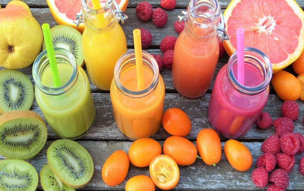 Ιδέες για λαχταριστά καλοκαιρινά smoothies με λιγότερες από 200 θερμίδες