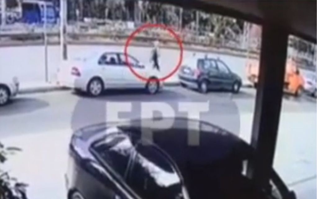 Βιτριόλι: Ακούστε την 35χρονη να κανονίζει ταξί (vd)