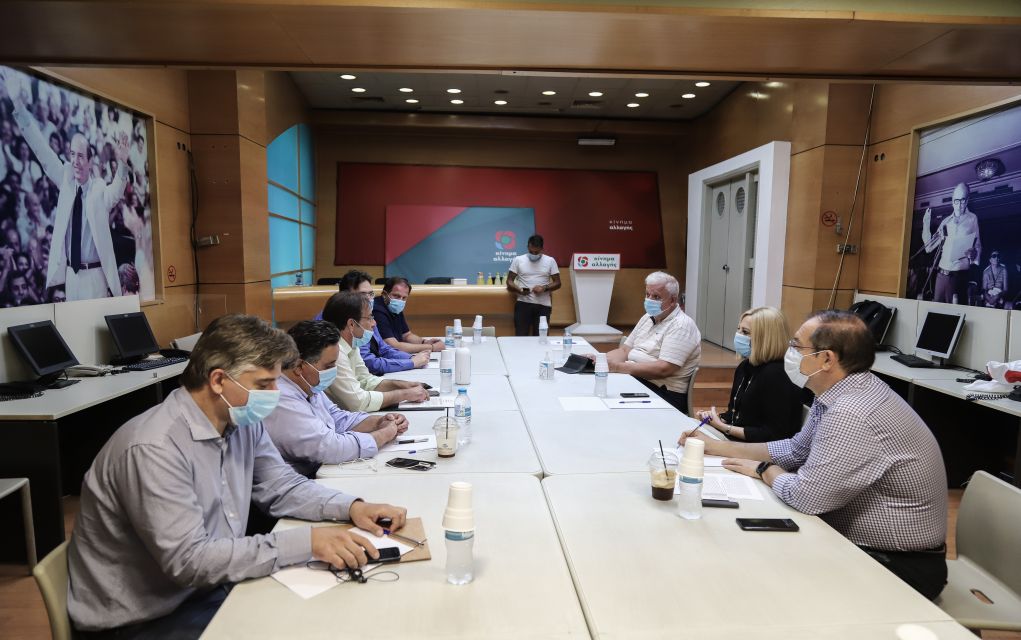 Γεννηματά: Συνάντηση με τη Δημοτική Αρχή Κερατσινίου