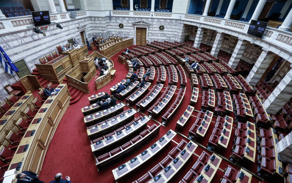 Στην Βουλή τα μέτρα στήριξης που ανακοίνωσε ο πρωθυπουργός στην ΔΕΘ – Όλη η τροπολογία