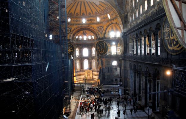 ΣΥΡΙΖΑ: Γιατί δεν θα ανακαλέσει ο Ερντογάν για Αγιά Σοφιά