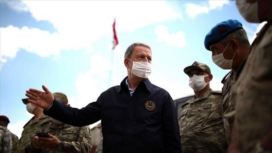 Τουρκία: Ο Ακάρ στα ελληνοτουρκικά σύνορα για επιθεώρηση (pic)