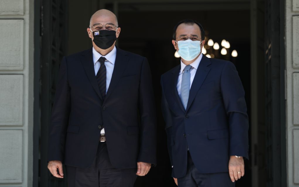 Τηλεφωνική επικοινωνία μεταξύ Δένδια και Χριστοδουλίδη