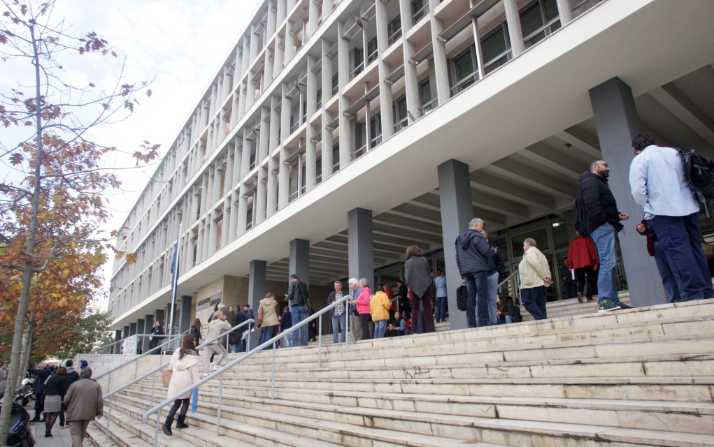 Θεσσαλονίκη: Ελεύθερος υπό όρους ο 63χρονος που κατηγορείται για απόπειρα αρπαγής ανήλικης