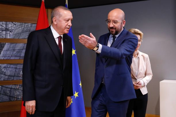 ΣΥΡΙΖΑ: Μόνο ο Ερντογάν μπορεί να αποτρέψει εκλογές το φθινόπωρο