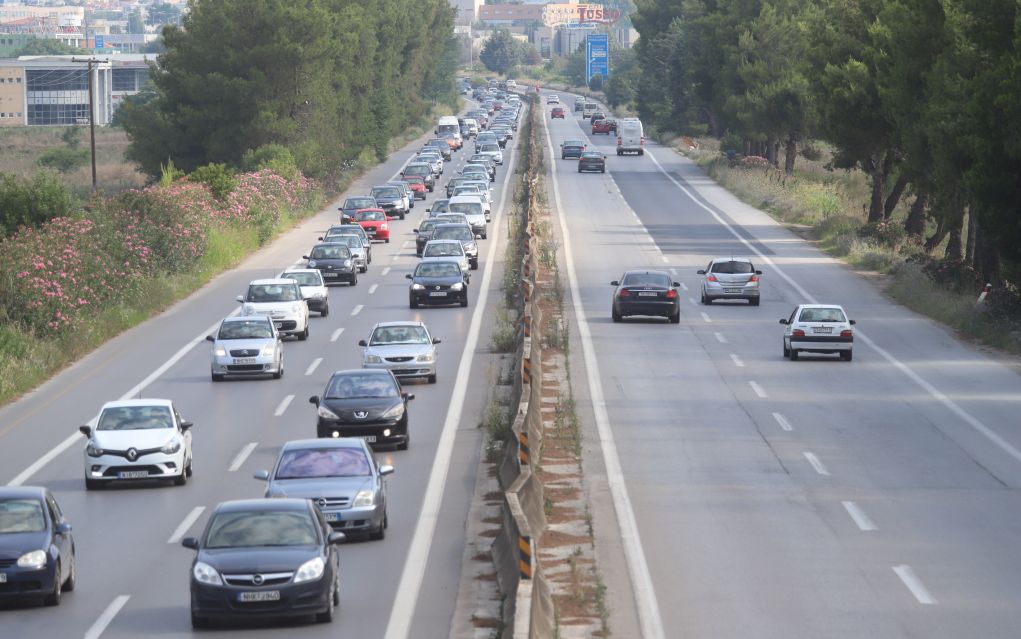 Θεσσαλονίκη: Αυξημένη κίνηση προς Χαλκιδική, χαμηλές ταχύτητες