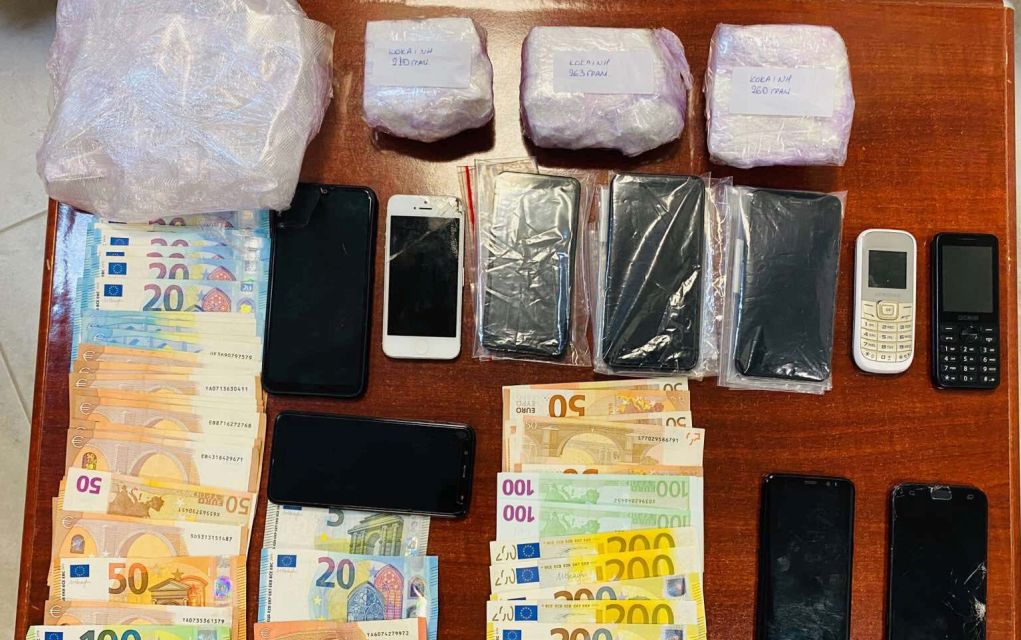 Μέλη κυκλώματος έκρυβαν την κοκαΐνη μέσα σε ηλεκτρική κουζίνα