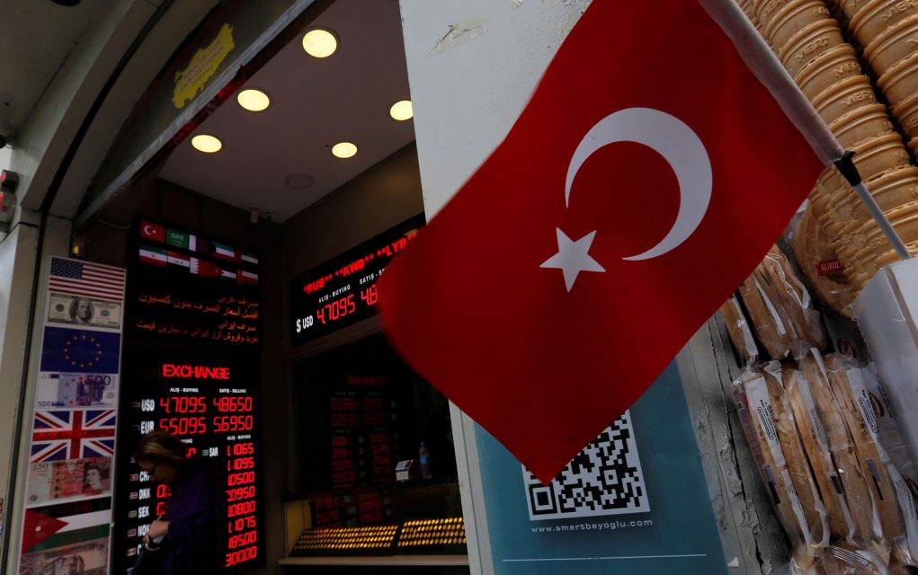 Τουρκική οικονομία: Εκτινάσσεται ο πληθωρισμός, «βουτιά» για λίρα