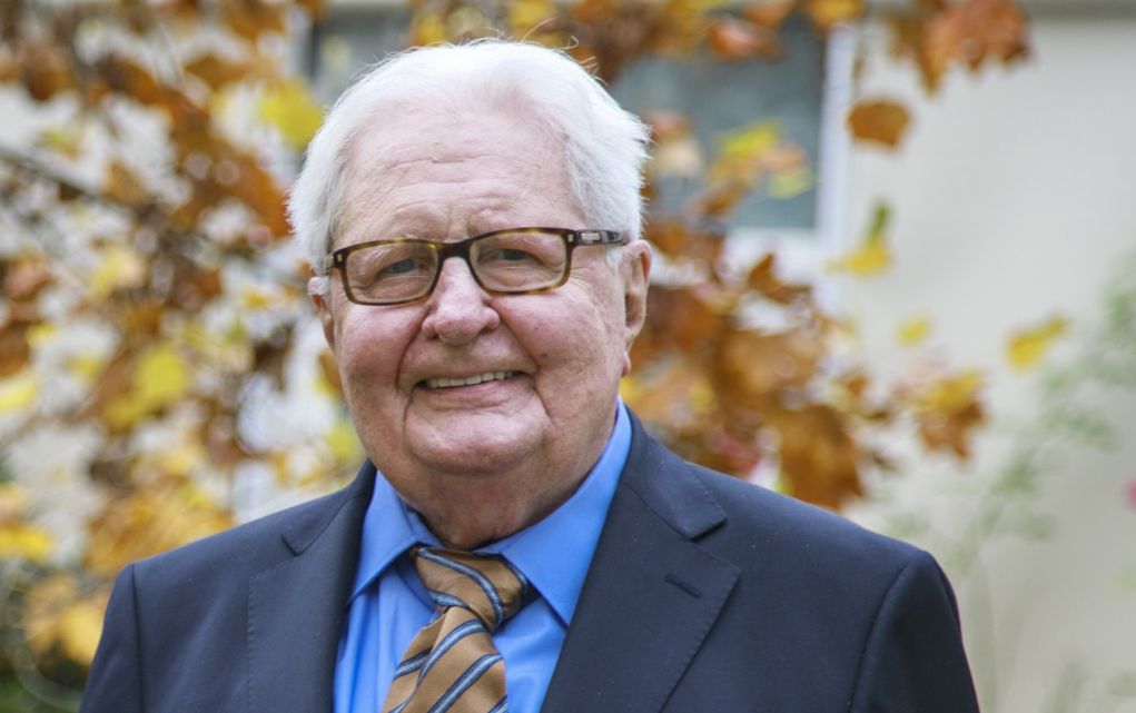 Έφυγε από τη ζωή στα 94 του ο πρώην πρόεδρος του SPD, Χανς – Γιόχεν Φόγκελ