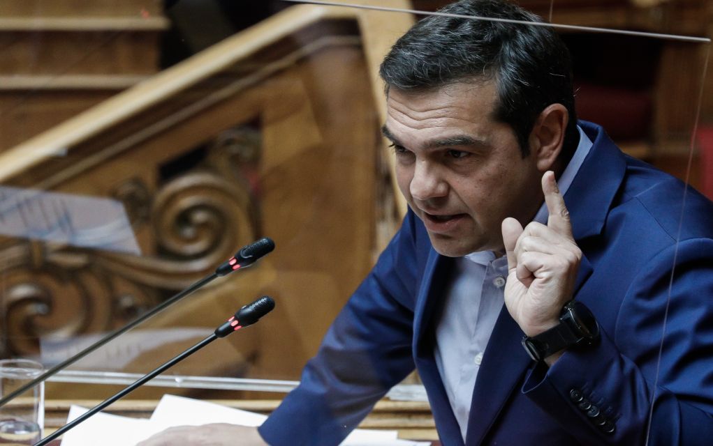 Τσίπρας: Στις σκοτεινές μέρες που περνάμε χρειαζόμαστε όλοι το κουράγιο, την ελπίδα, το φως