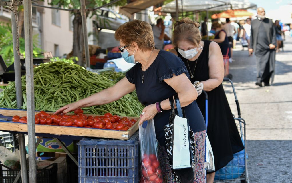 Πάνω από 19 εκατ. ευρώ για την ενίσχυση πωλητών λαϊκών αγορών και παραγωγών σπαραγγιών