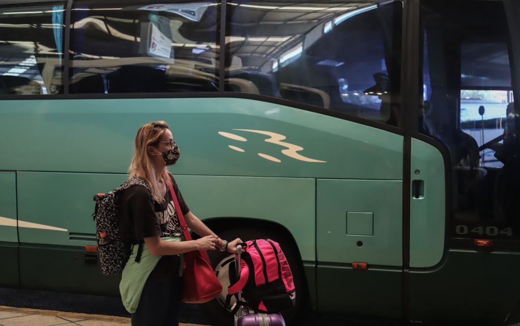 Κορονοϊός – Μελέτη Τσιόδρα: Οι γυναίκες αναπτύσσουν τέσσερις φορές πιο συχνά αντισώματα