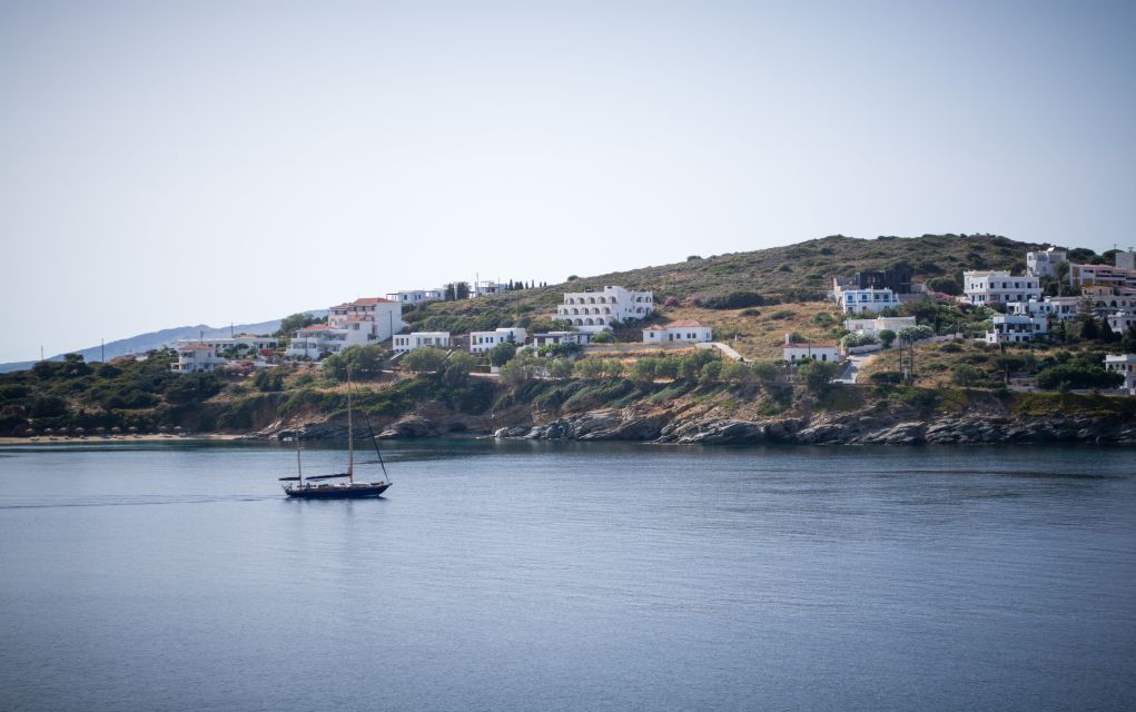 Τα διεθνή μέσα εκθειάζουν την Άνδρο και προτείνουν στους αναγνώστες διακοπές