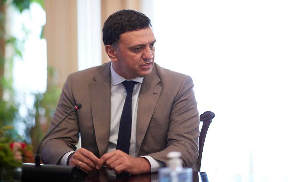 Κικίλιας: Υποχρεωτικά τεστ κορονοϊού για υγειονομικούς που επιστρέφουν από άδεια