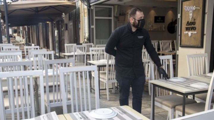 Κορονοϊός:Έξι παραβάσεις καταστημάτων-ιδιωτικών επιχειρήσεων και 328 για μη χρήση μάσκας, σε ελέγχους