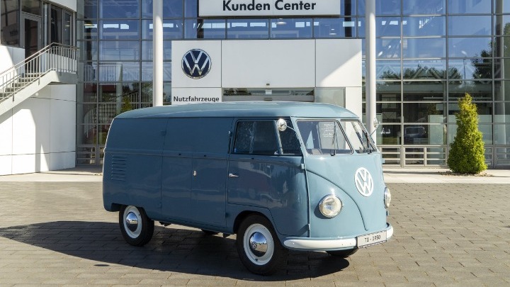 Το παλαιότερο Volkswagen Transporter γιορτάζει τα 70α γενέθλιά του