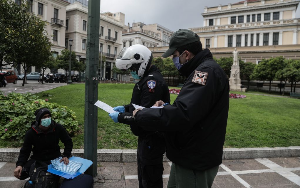 Πρόστιμα σε Πόρο, Σπέτσες, Ναύπλιο για μη τήρηση των μέτρων