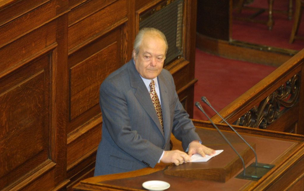 Πένθος στη ΝΔ: «Έφυγε» στα 90 του ο Νίκος Γκελεστάθης