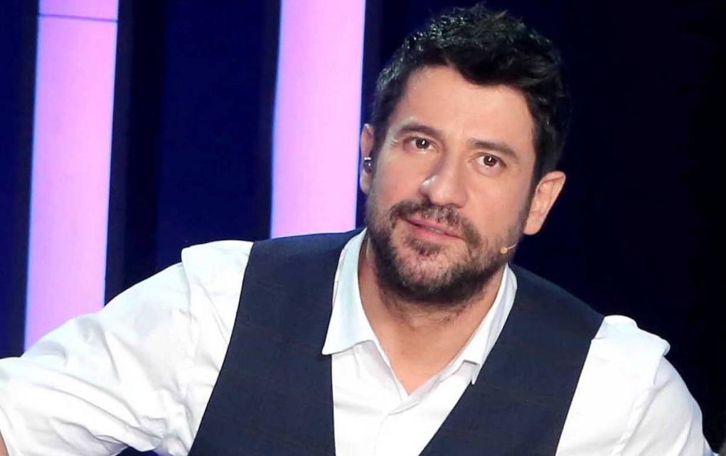 Αλέξης Γεωργούλης: Χειρουργείο και… γύψος λόγω ατυχήματος (pic)