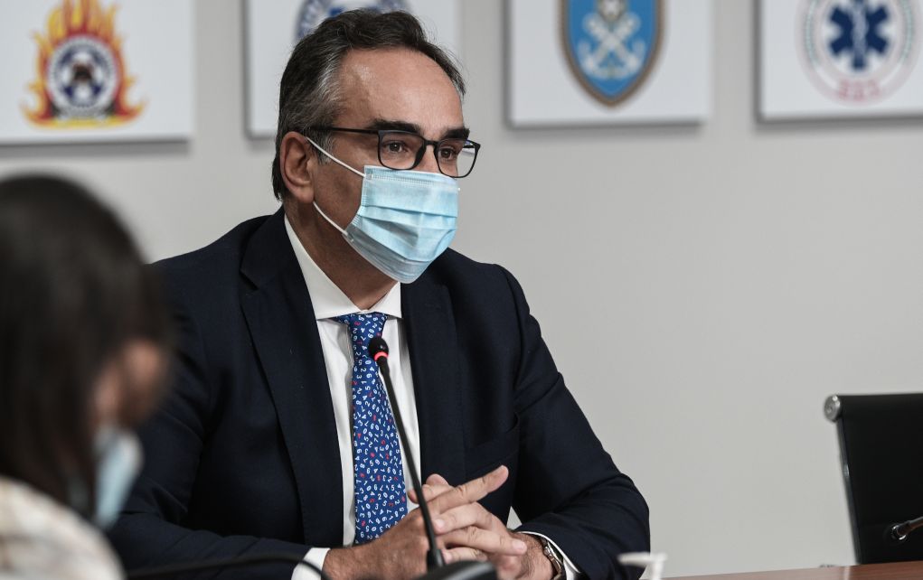 Κοντοζαμάνης: “Aπό Τετάρτη 7 Απριλίου τα πρώτα self tests στα φαρμακεία”