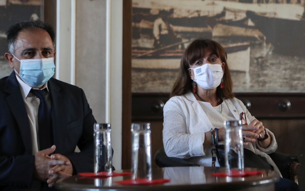 Επίσκεψη στο κέντρο και στο κάστρο της Μυτιλήνης για την Κατερίνα Σακελλαροπούλου
