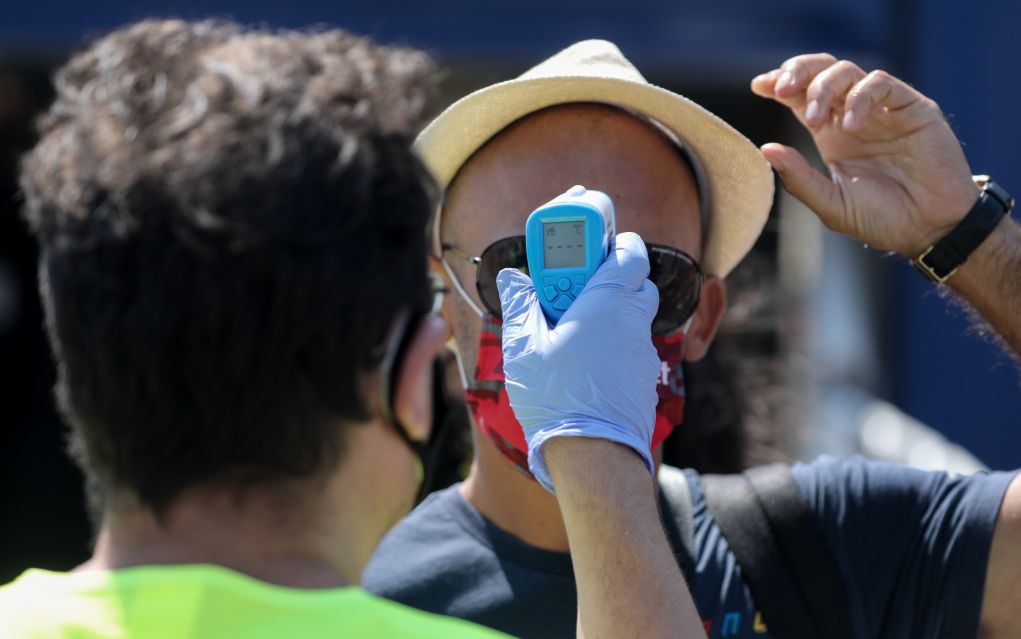 Δειγματοληπτικοί έλεγχοι στο λιμάνι του Πειραιά