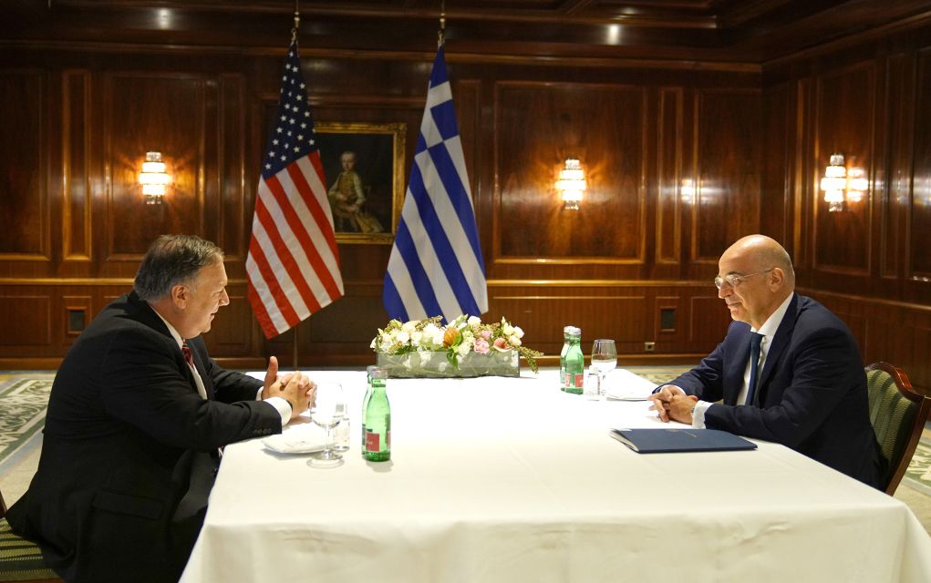 Ν. Δένδιας – Μ. Πομπέο: Η τουρκική παραβατικότητα στο επίκεντρο της συνάντησης