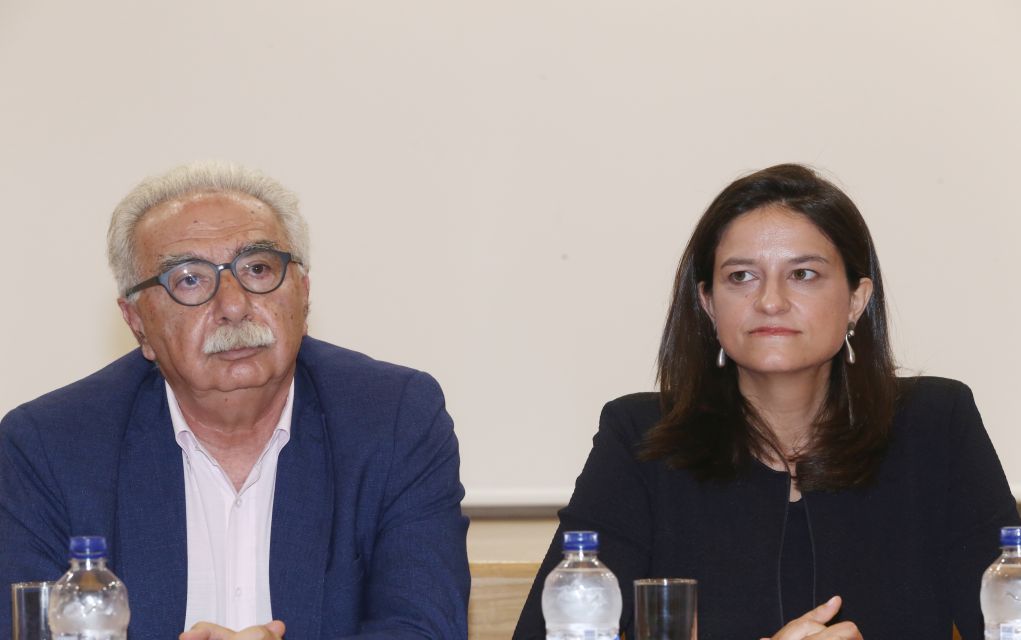 «Συγγνώμη» Γαβρόγλου για το σεξιστικό σχόλιο κατά της Κεραμέως