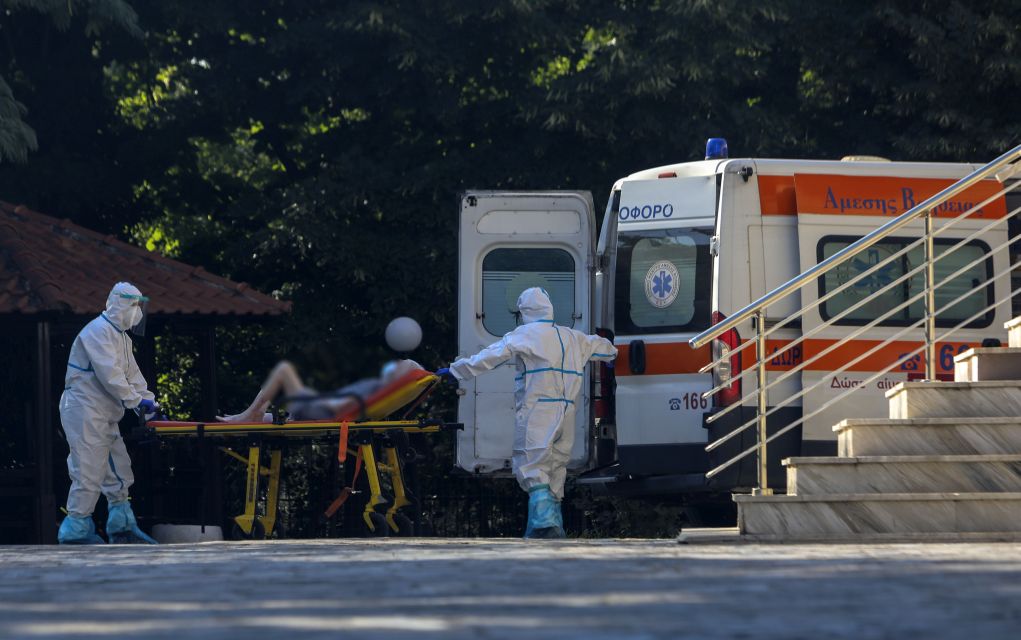 Κορονοϊός: Κατέληξε 49χρονος στο ΑΧΕΠΑ – Στους 290 οι νεκροί