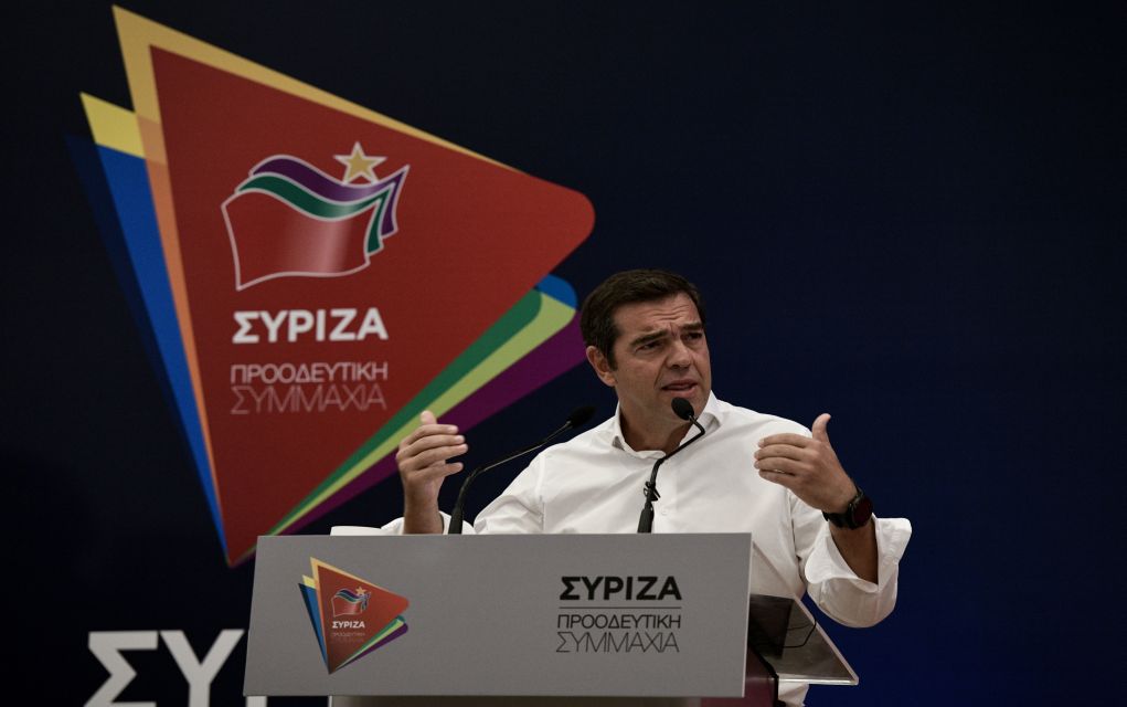 Τσίπρας: Κάθε μέρα που περνά η κυβέρνηση κατεδαφίζει αντί να χτίζει