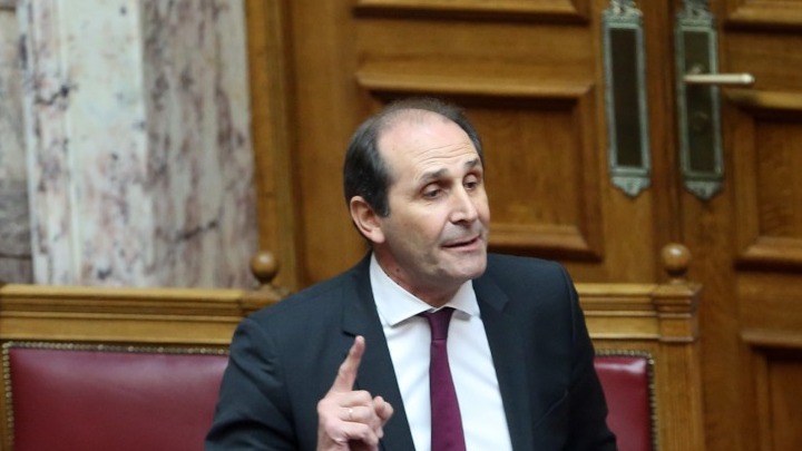 Απ. Βεσυρόπουλος: Κανείς μόνος του σε αυτή τη δύσκολη συγκυρία