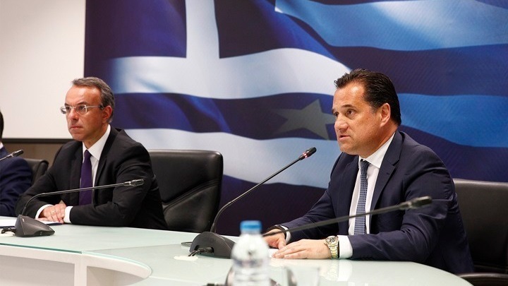 Σταϊκούρας και Γεωργιάδης τραβούν το… αυτί των τραπεζών