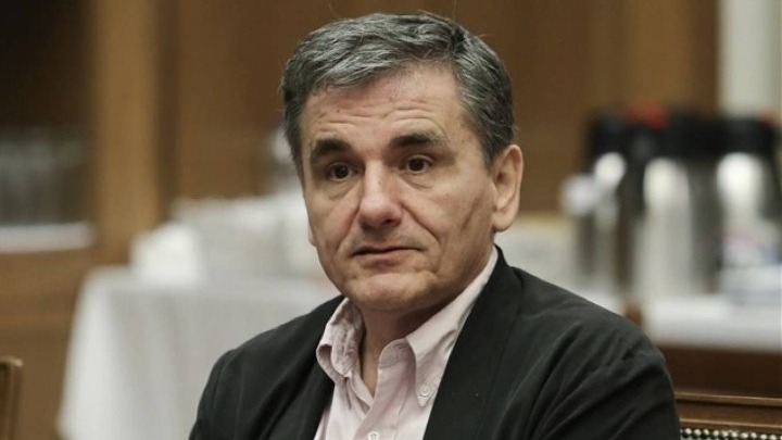 Ε. Τσακαλώτος: Αν η κυβέρνηση δεν προβληματίζεται με την ύφεση στο 15,2%, πραγματικά δεν ξέρω τι θα την προβληματίσει