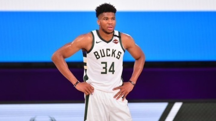 Ενίσχυση έταξαν στον Giannis οι Μπακς
