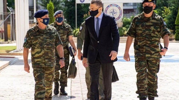 Επίσκεψη του Αλκιβιάδη Στεφανή στα στρατηγεία του Γ’ Σώματος Στρατού και του ΝΑΤΟ