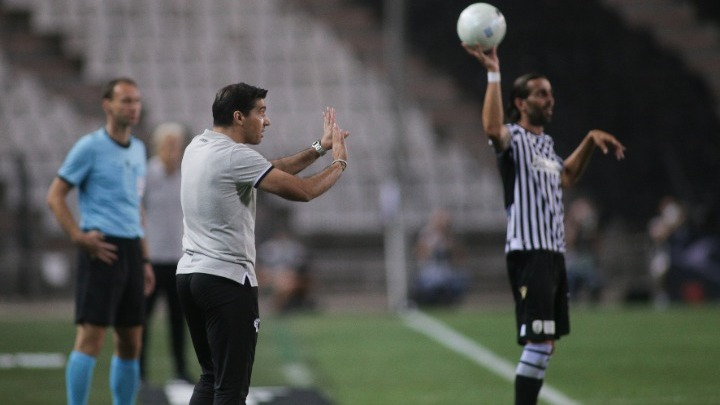 Φερέιρα: «Το Champions League μπορεί να περιμένει»
