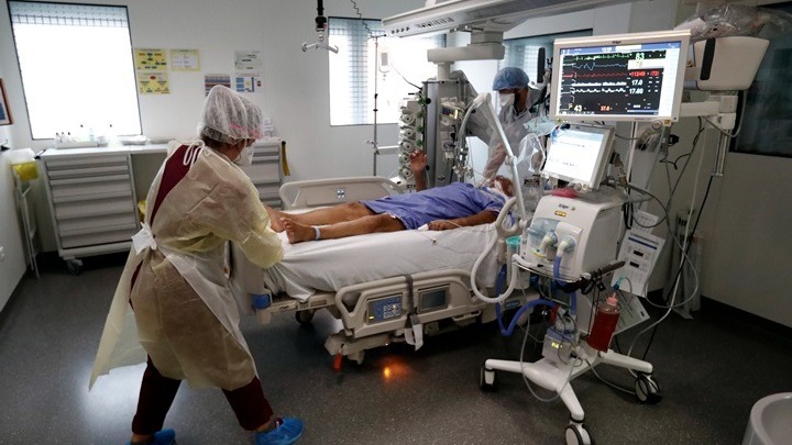 Γαλλία: Περισσότερα από 6.000 νέα κρούσματα Covid-19