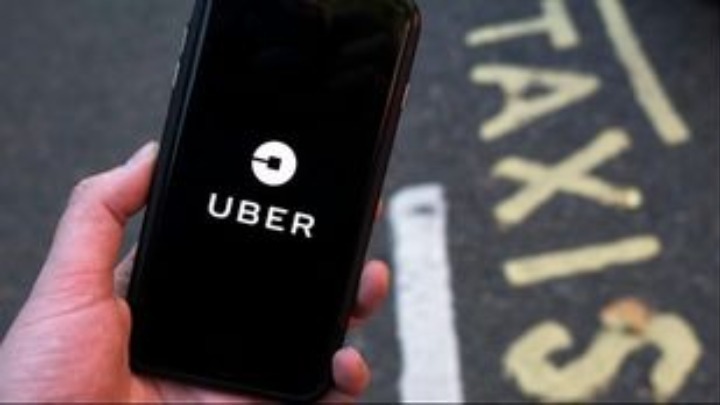 Η Uber κέρδισε νομική διαμάχη και εξασφάλισε άδεια λειτουργίας στο Λονδίνο για 18 μήνες