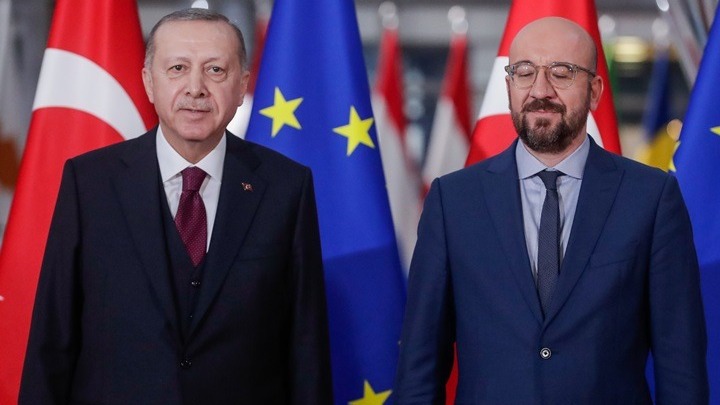 Η επανέναρξη των διερευνητικών συνομιλιών Ελλάδας-Τουρκίας και οι σχέσεις ΕΕ-Τουρκίας στην ατζέντα της τηλεδιάσκεψης Μέρκελ-Μισέλ-Ερντογάν