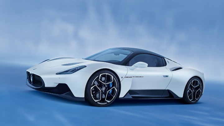 Η νέα Maserati MC20 πιάνει τα 100 χλμ/ώρα σε λιγότερο από 2,9”