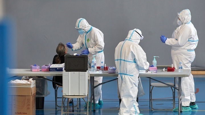 Ισπανία: Κρούσματα σε 53 σχολεία