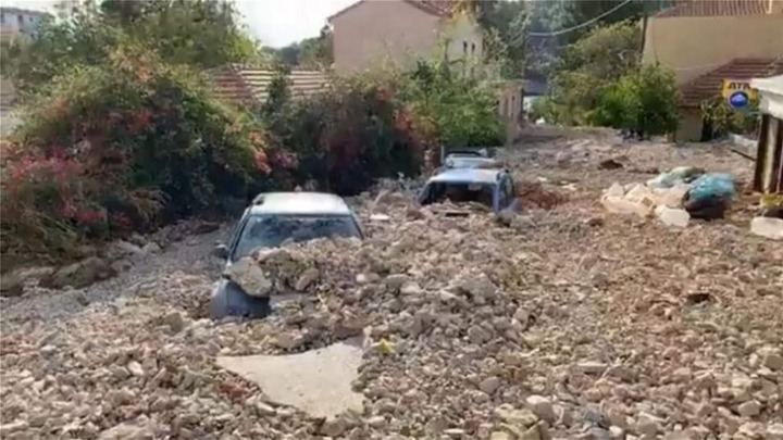 Κλιμάκιο της ΝΔ στις πληγείσες περιοχές της Κεφαλονιάς