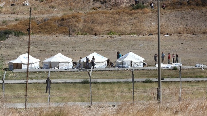 Κομισιόν: Επιπλέον βοήθεια στην Ελλάδα μετά την πυρκαγιά στη Μόρια