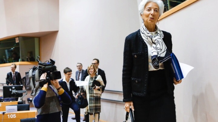 Λαγκάρντ: Λύπη, για το ότι λίγες γυναίκες βρίσκονται σε θέσεις ευθύνης