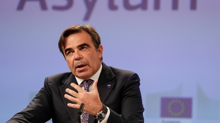 M. Σχοινάς: Ιστορική η Συμφωνία για την Μετανάστευση και το Άσυλο