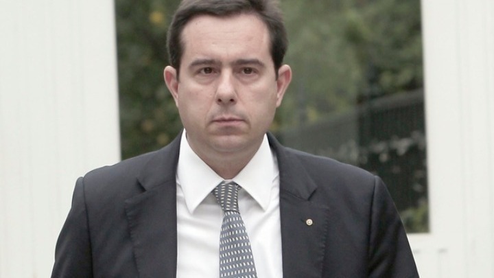 Ν. Μηταράκης: Προχωρούν οι κλειστές ελεγχόμενες δομές σε Λέσβο και Χίο
