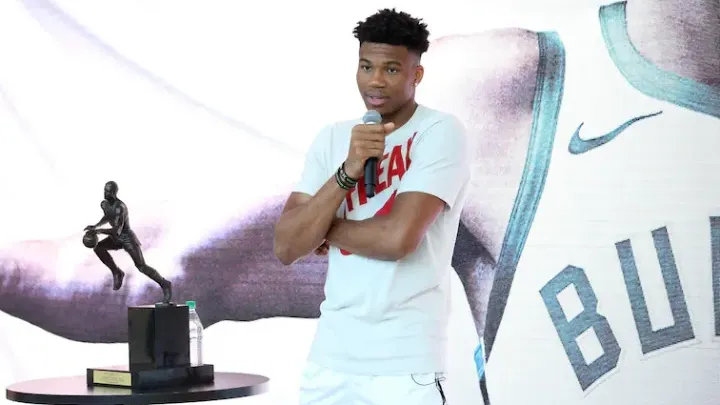 Οι 10 αριθμοί για το Νο2  MVP του Giannis
