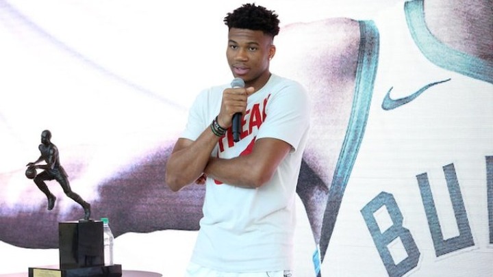 Πιτίνο για Giannis: «MVP εντός κ’ εκτός γηπέδου»